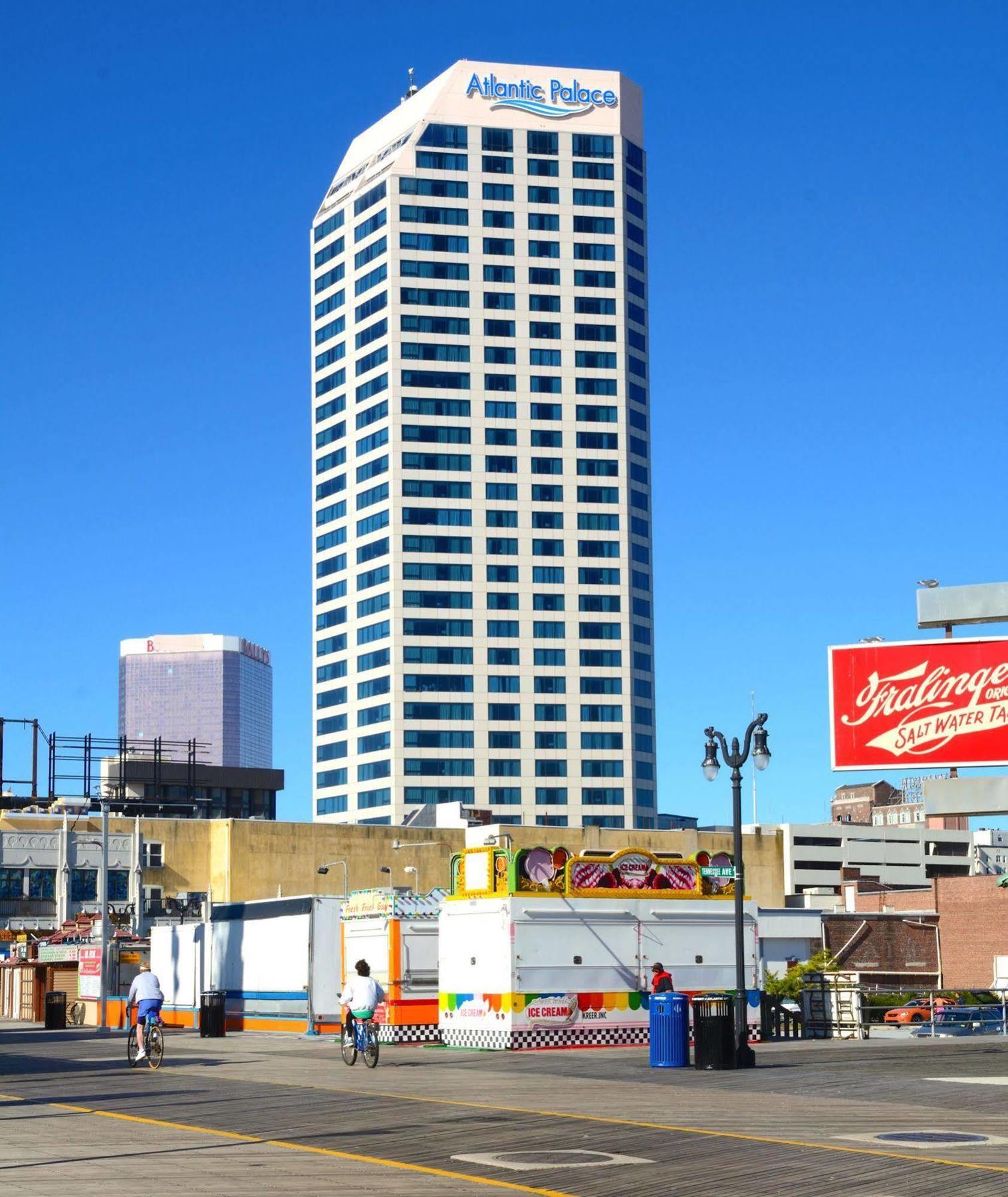 Boardwalk Resorts At Atlantic Palace Atlantic City Exterior photo