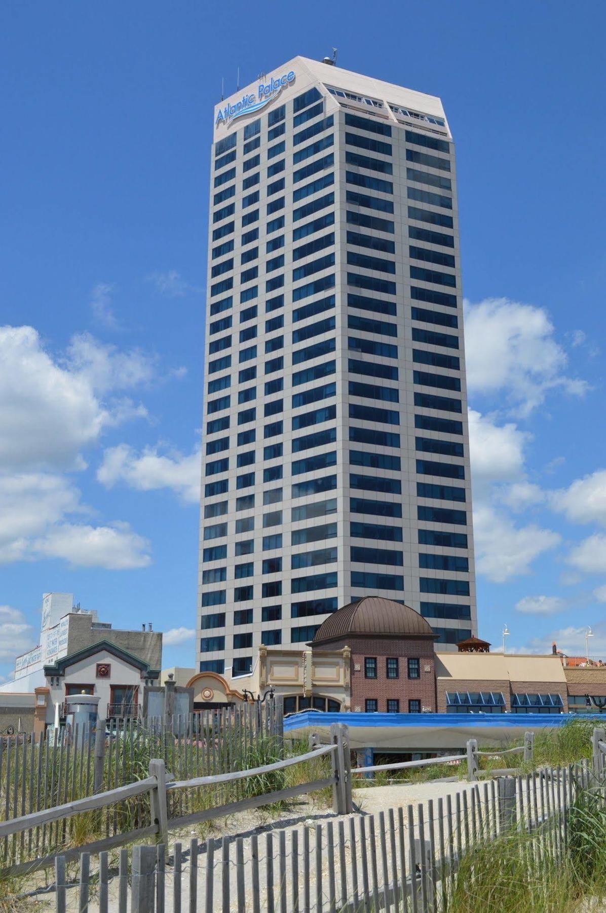 Boardwalk Resorts At Atlantic Palace Atlantic City Exterior photo