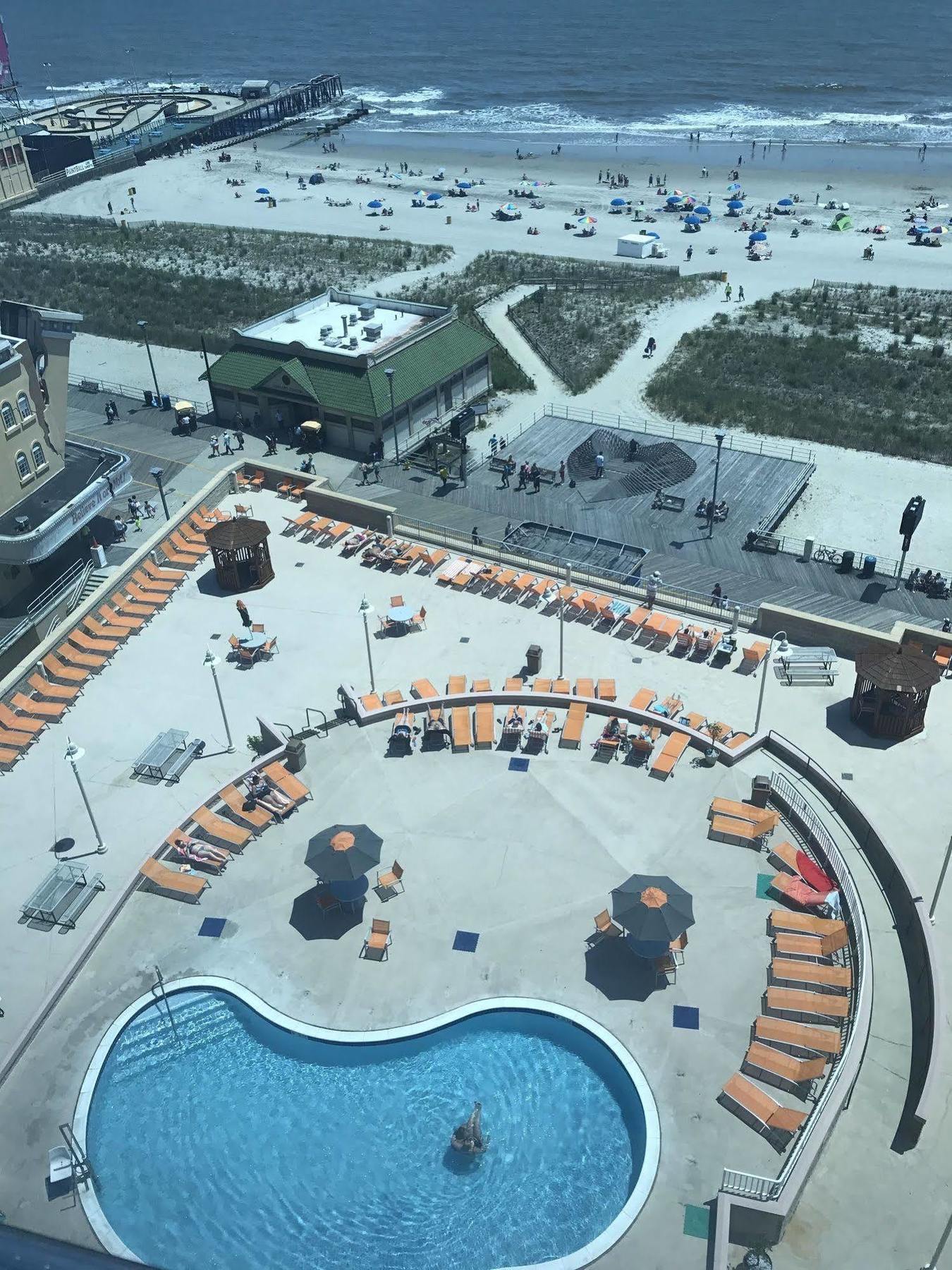 Boardwalk Resorts At Atlantic Palace Atlantic City Exterior photo